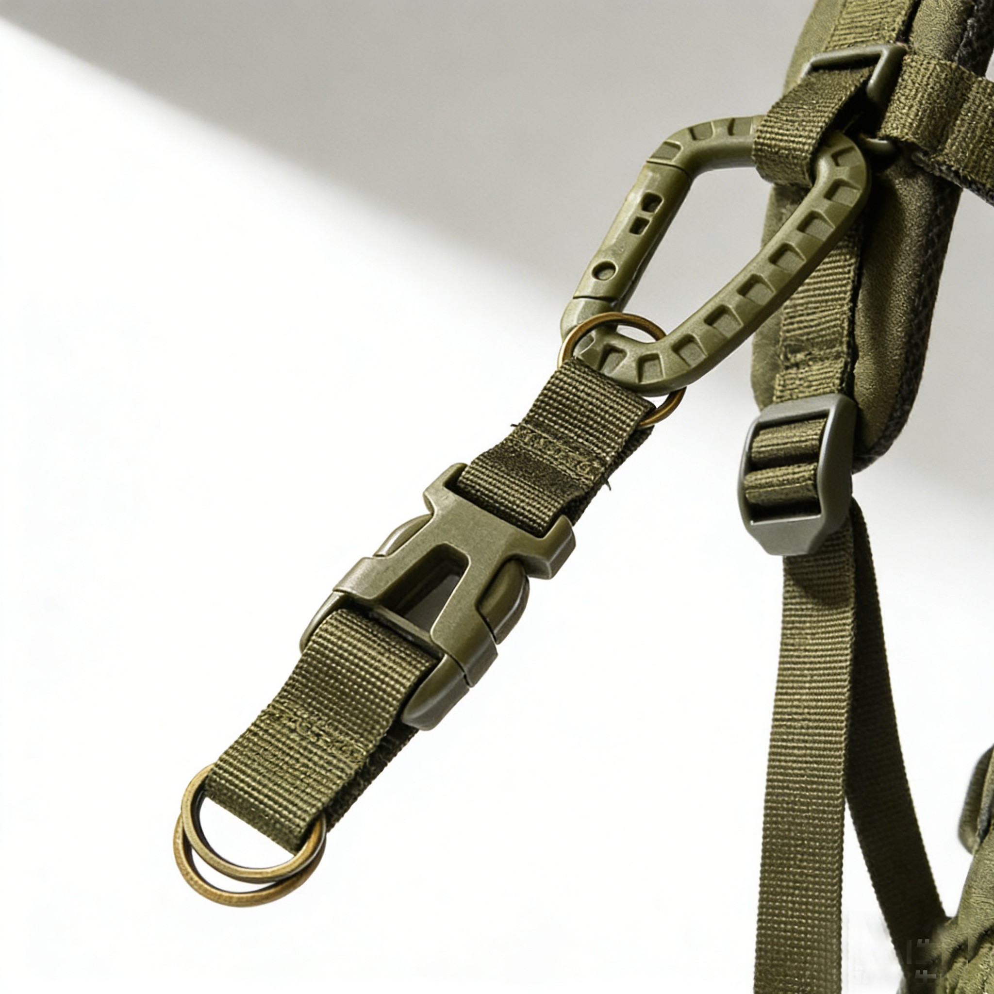 Keychain Multi Tool - Outdoor Key Chain Multi-Functional Molle Webbing